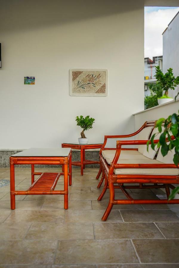 B&B Le Canapine Frattamaggiore Bagian luar foto